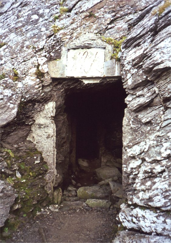 foto 78 - bunker bei demut - eingang in den bunkerstollen