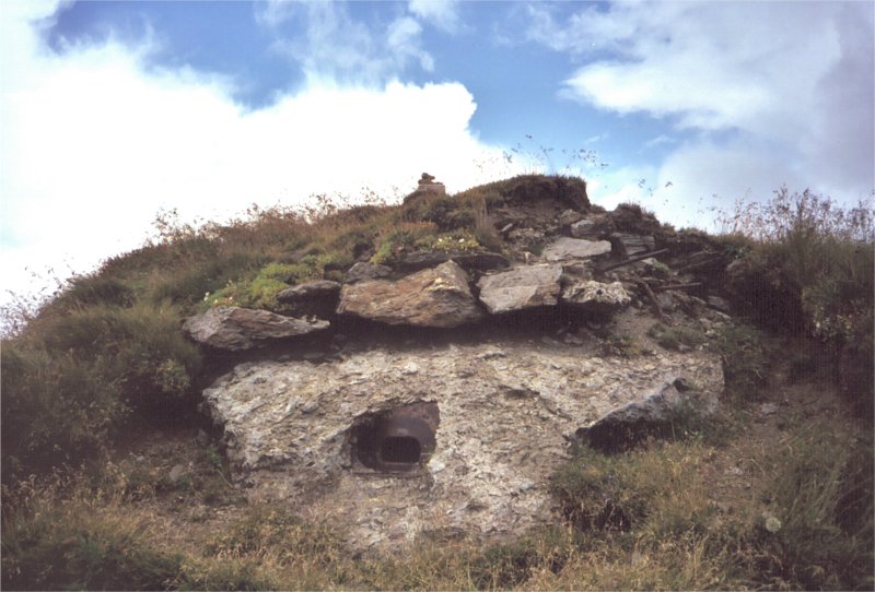 foto 81 - bunker bei demut - bunkersichtfenster von au�en
